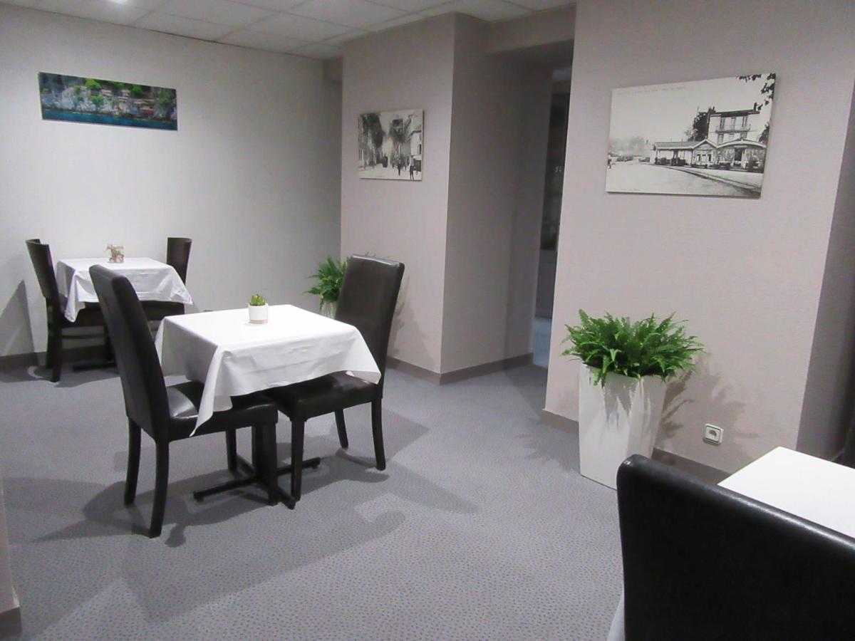 Hotel Contact De France