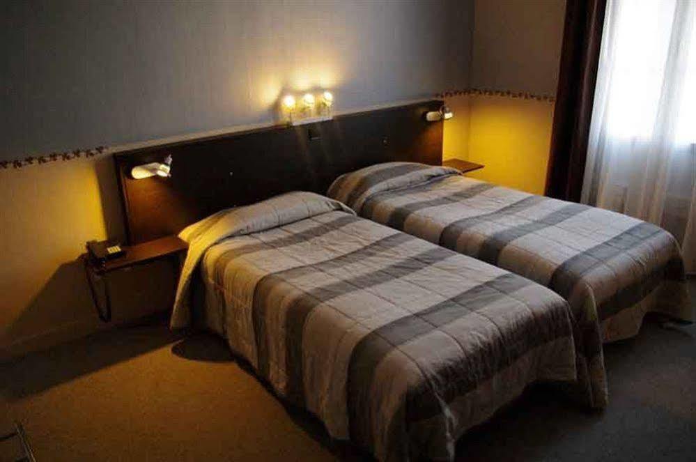 Hotel Contact De France Saintes
